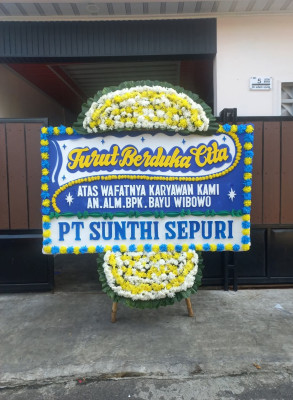 Papan Bunga Duka di Kandang Mas