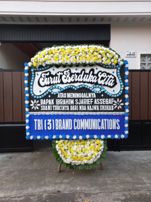 Papan Bunga Duka di Kandang Mas